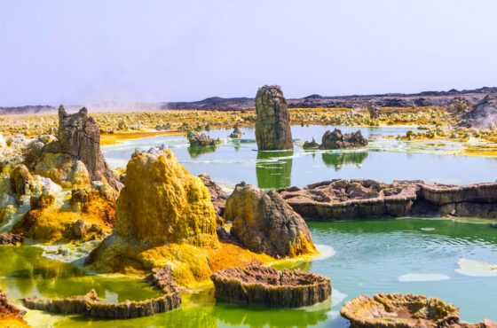 Danakil Depression Travel Guide (2026) – Volcanoes, Salt Flats & Extreme Adventure